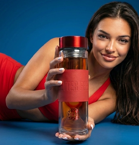 Stylish Berry Tea Bottle | wowtea web stylish berry bottle banner M 2
